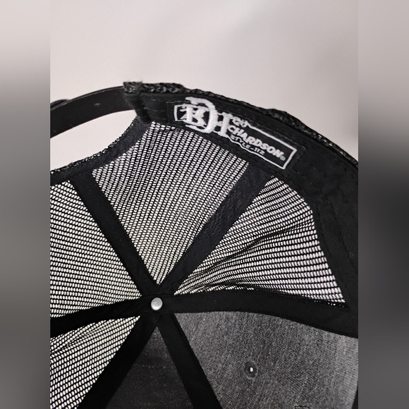 Red Dirt Men's Embroidered Logo Tag Patch Mesh Trucker Cap Adjustable - Picture 8 of 8